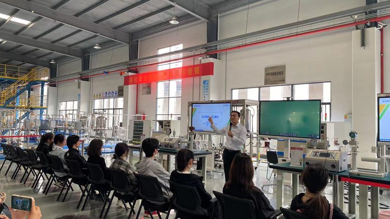 工业添加剂价格查询系统：如何高效获取市场信息